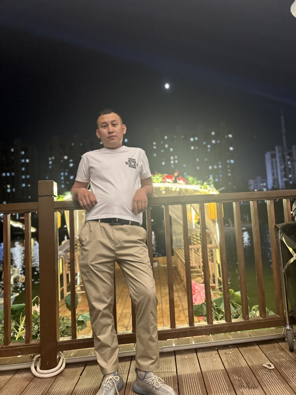 大超的第一张照片--大连相亲服务中心