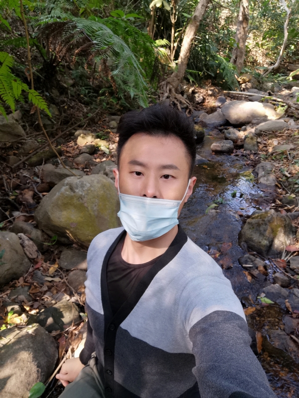 Rock的第一张照片--大连相亲服务中心