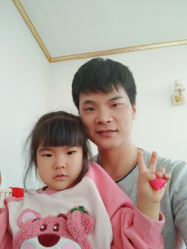 离异脱单的第一张照片--大连相亲服务中心