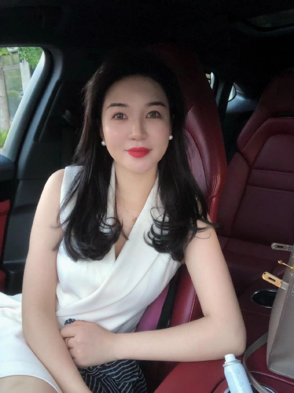 小雨的第一张照片--大连相亲服务中心