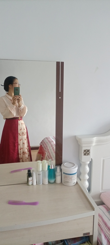 伊落梅雪笺的第一张照片--大连相亲服务中心