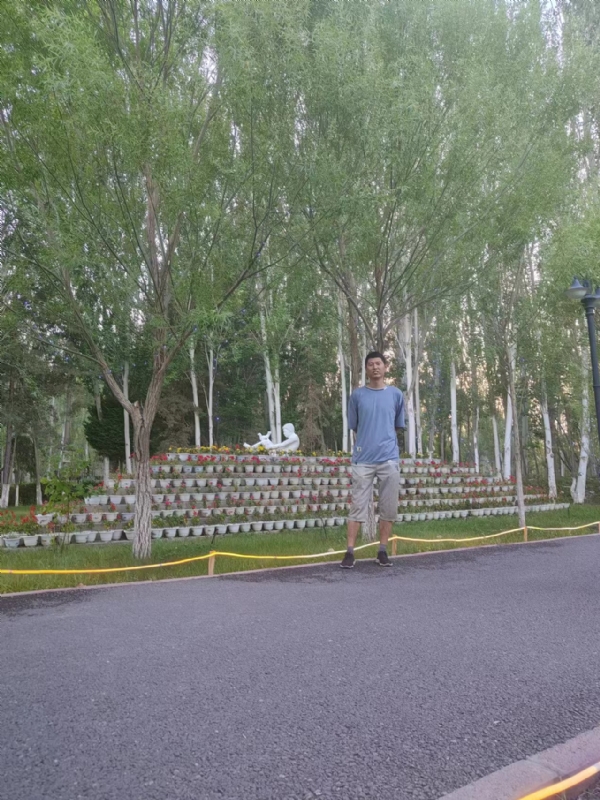 温默的第一张照片--大连相亲服务中心