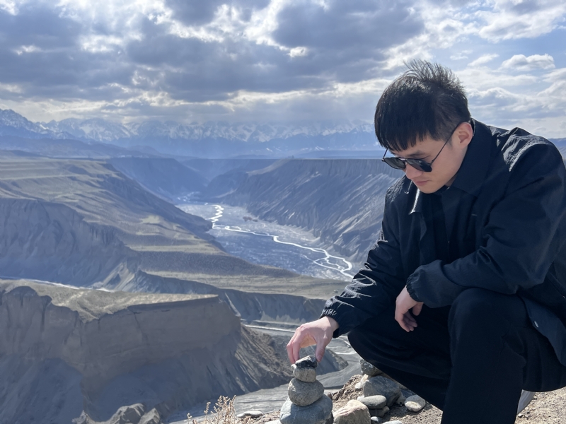 蓦然回首的第一张照片--大连相亲服务中心