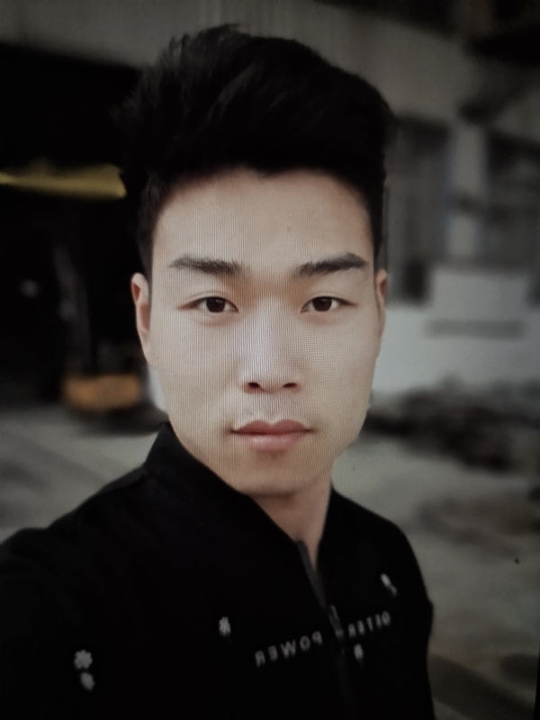 小风的第一张照片--大连相亲服务中心