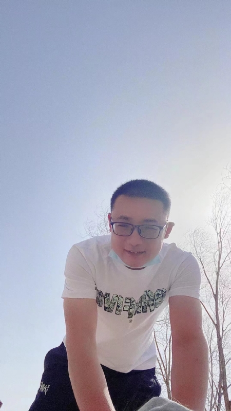 何东的第一张照片--大连相亲服务中心