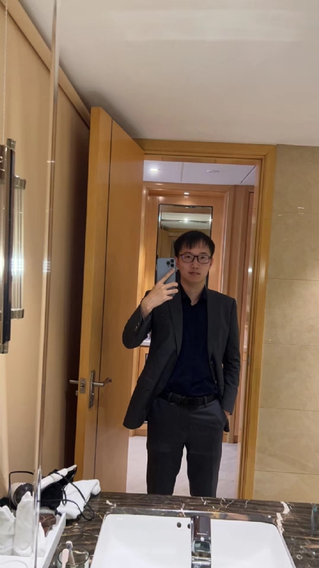 熊先生的第一张照片--大连相亲服务中心