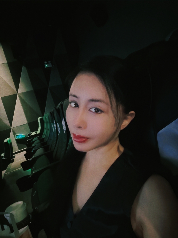 Moon的第一张照片--大连相亲服务中心