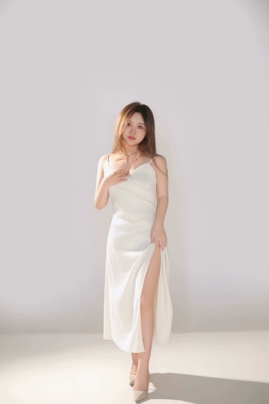 李淼的第三张照片--大连相亲服务中心