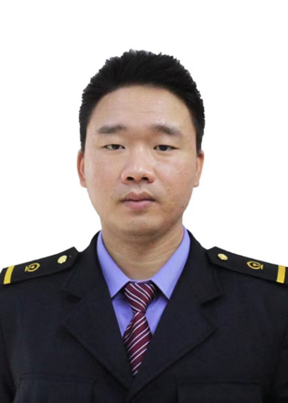 平淡是真的第一张照片--大连相亲服务中心