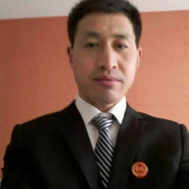 寻觅对象的第一张照片--大连相亲服务中心