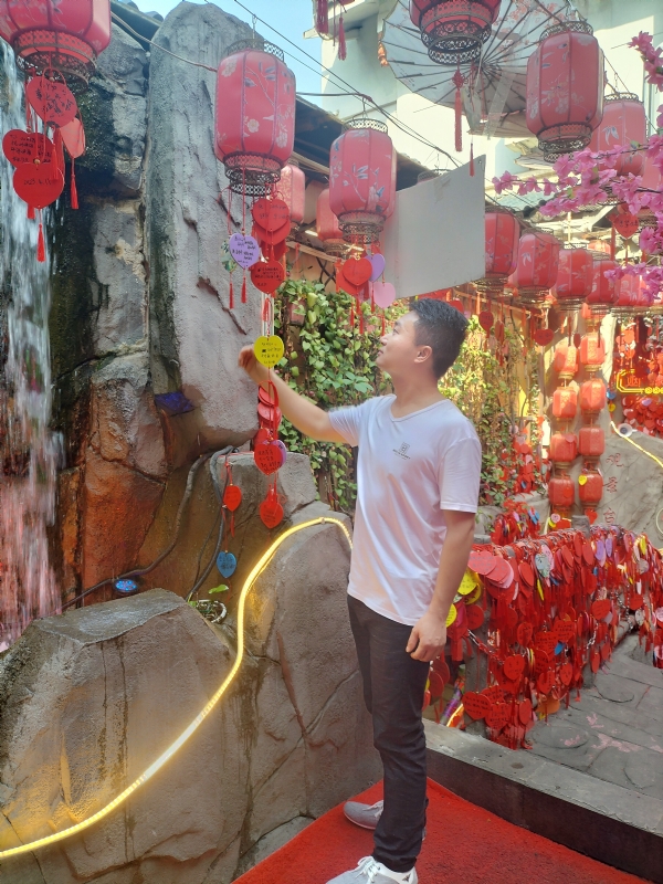 时间不语的第一张照片--大连相亲服务中心