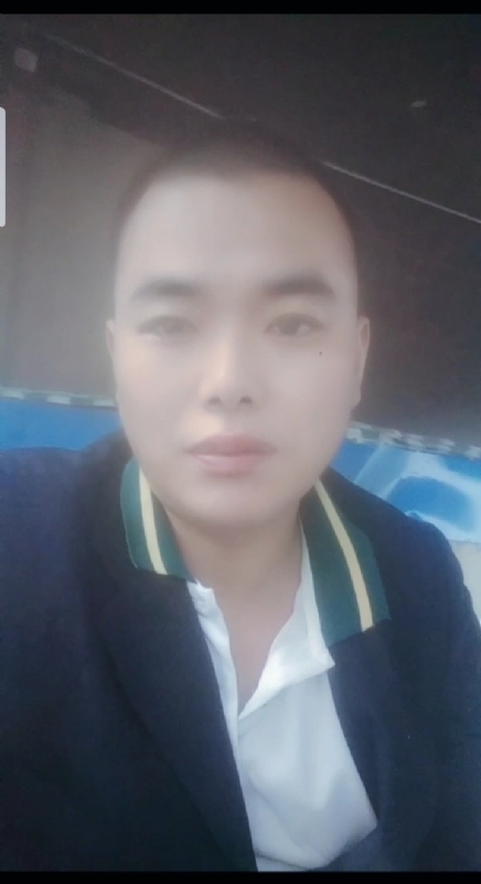 阳光男孩的第一张照片--大连相亲服务中心