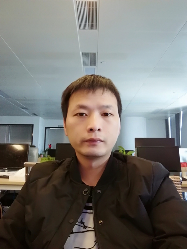 刘堃的第一张照片--大连相亲服务中心