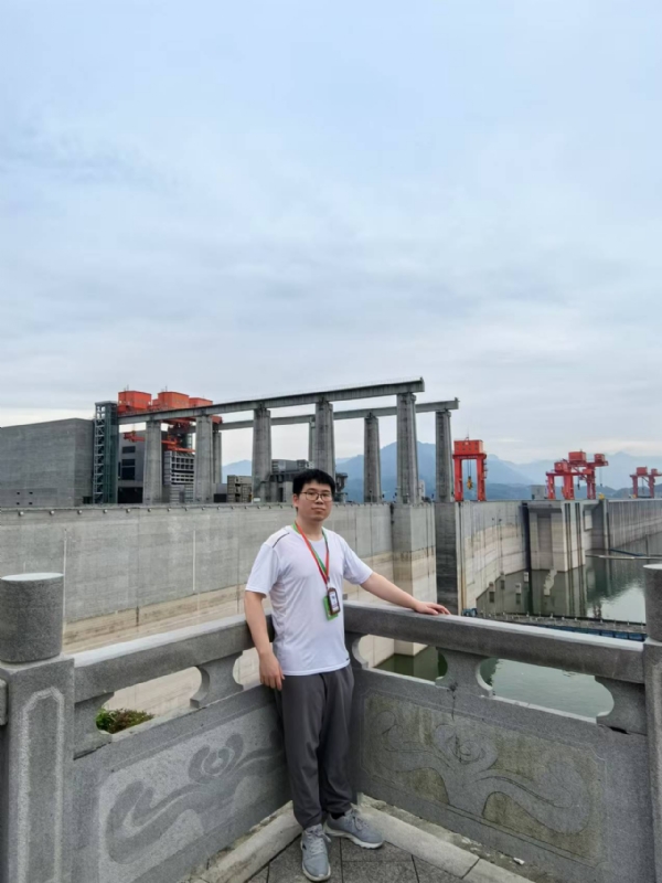 xhfsx的第一张照片--大连相亲服务中心