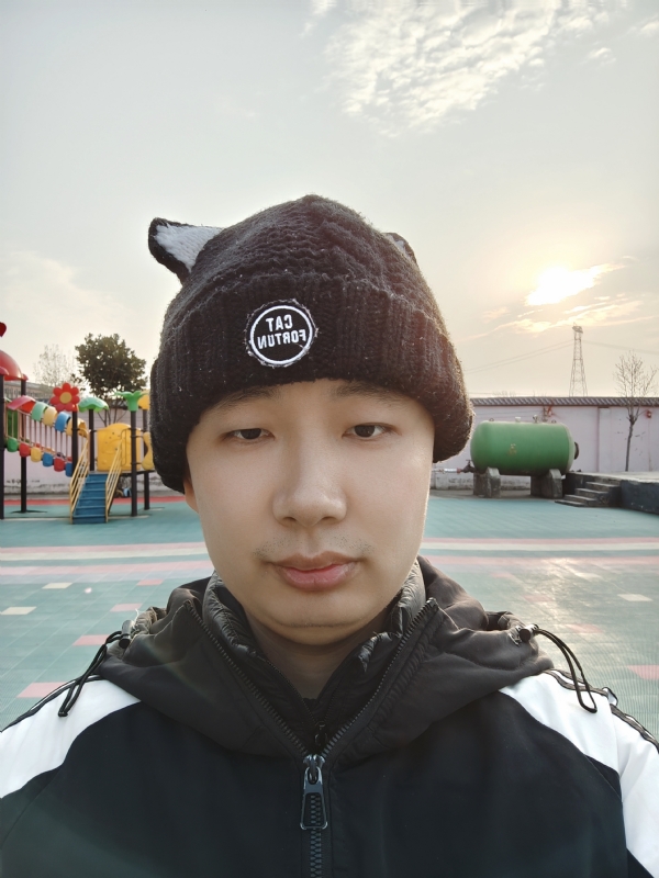 王连杰的第一张照片--大连相亲服务中心