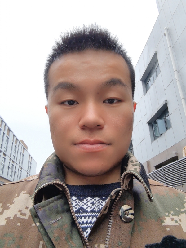 赵彦的第一张照片--大连相亲服务中心