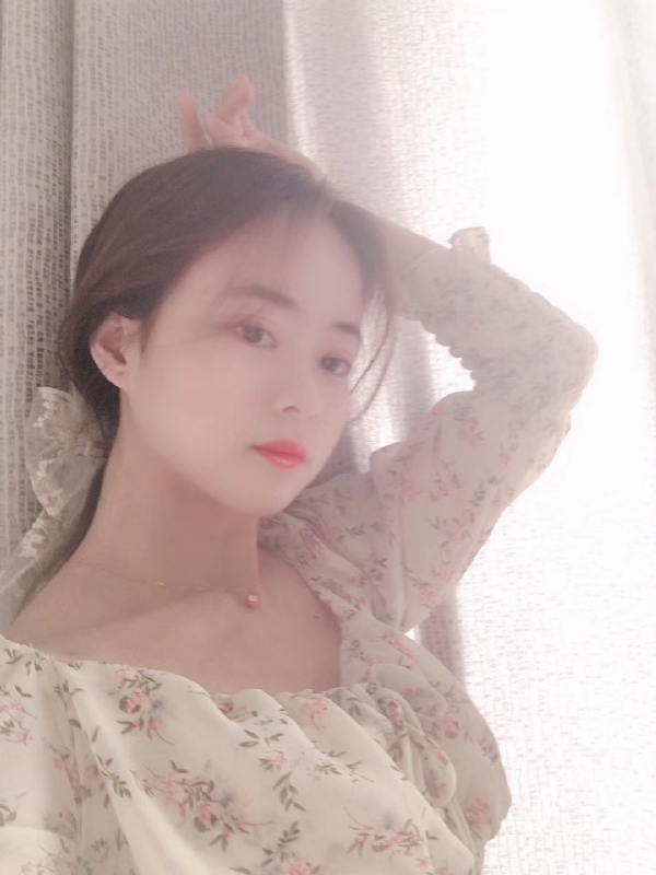 泡芙的第五张照片--大连相亲服务中心