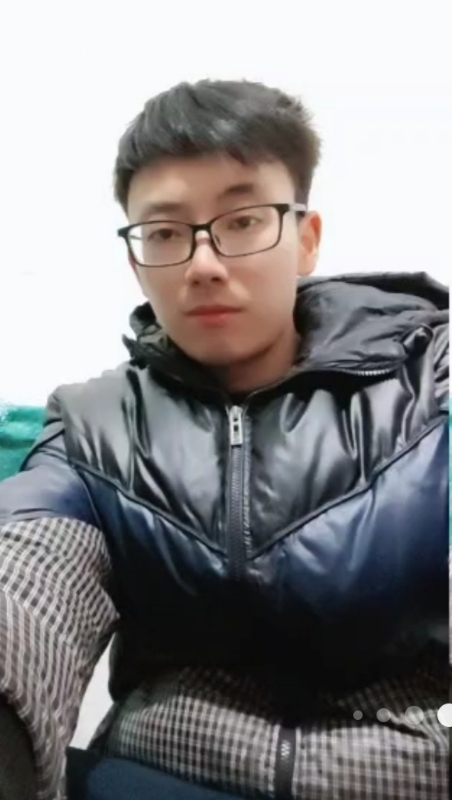 吐泡泡的小鱼的第一张照片--大连相亲服务中心