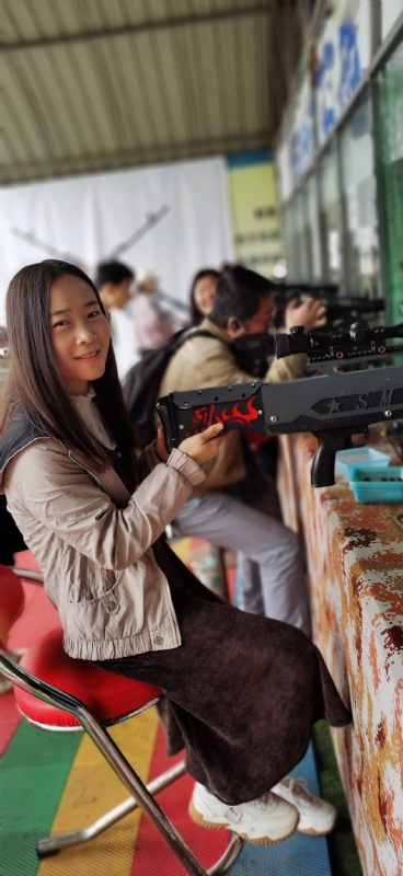 颜如玉的第一张照片--大连相亲服务中心