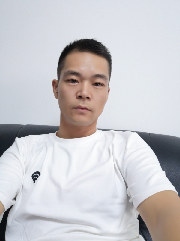 东东的第二张照片--大连相亲服务中心