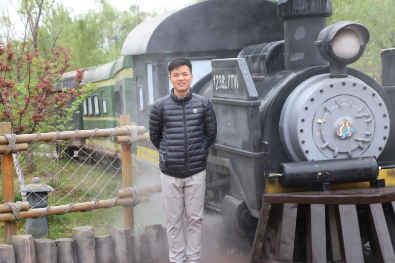 晴天的第一张照片--大连相亲服务中心