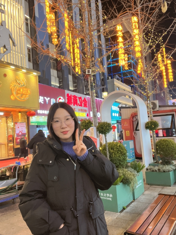 灵芽的第一张照片--大连相亲服务中心