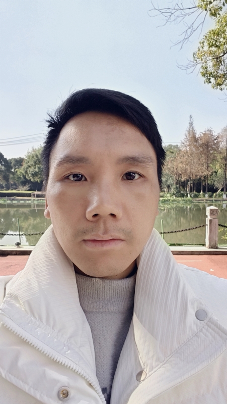 郑启新程的第一张照片--大连相亲服务中心