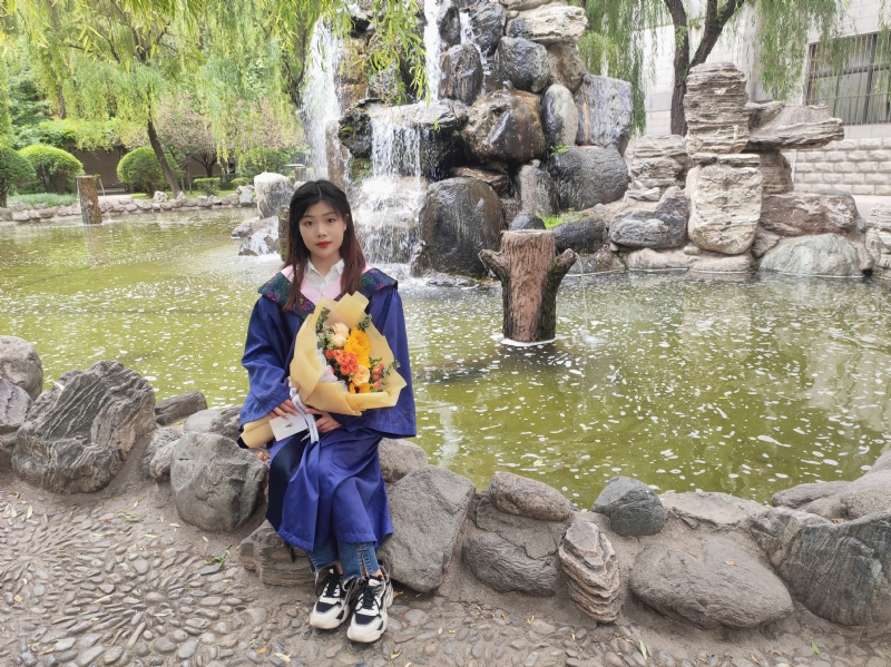 阳光的第一张照片--大连相亲服务中心