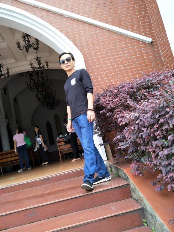 易进的第二张照片--大连相亲服务中心