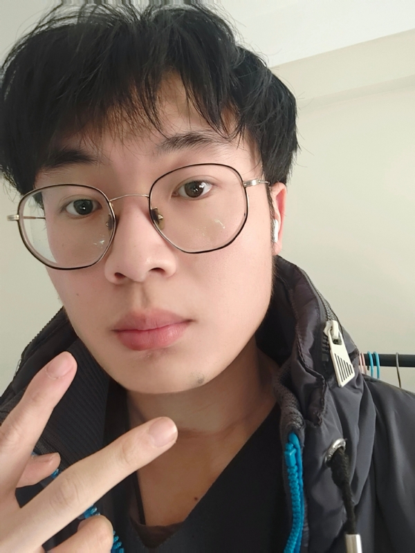 俊哒哒哒的第一张照片--大连相亲服务中心