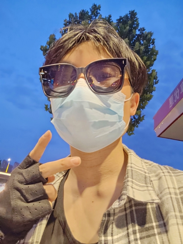 俊哒哒哒的第二张照片--大连相亲服务中心