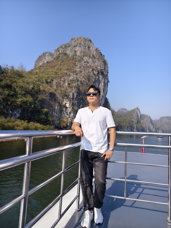 墨痕的第二张照片--大连相亲服务中心