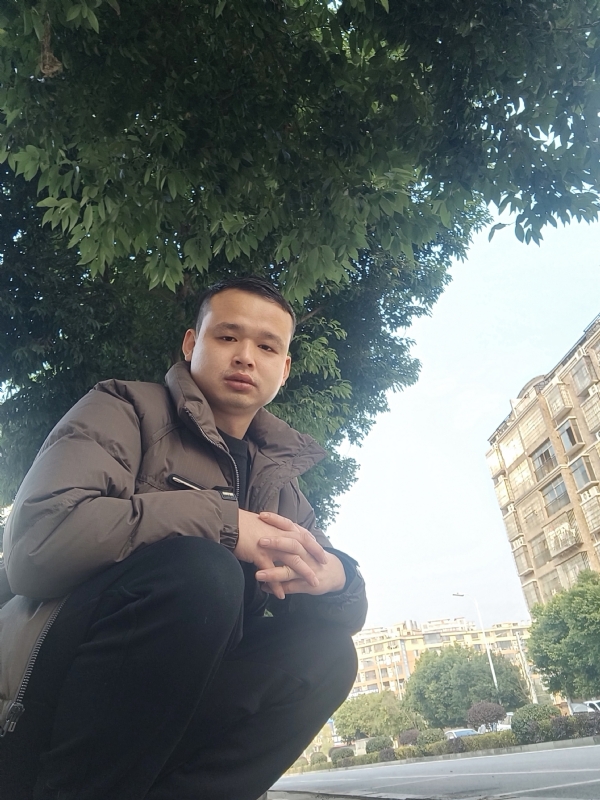 诗和远方的第一张照片--大连相亲服务中心