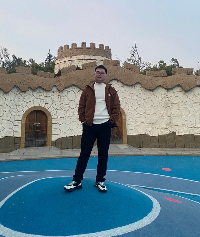 秦长风的第一张照片--大连相亲服务中心