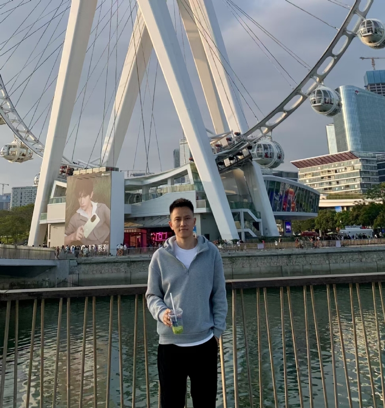 守望者的第一张照片--大连相亲服务中心