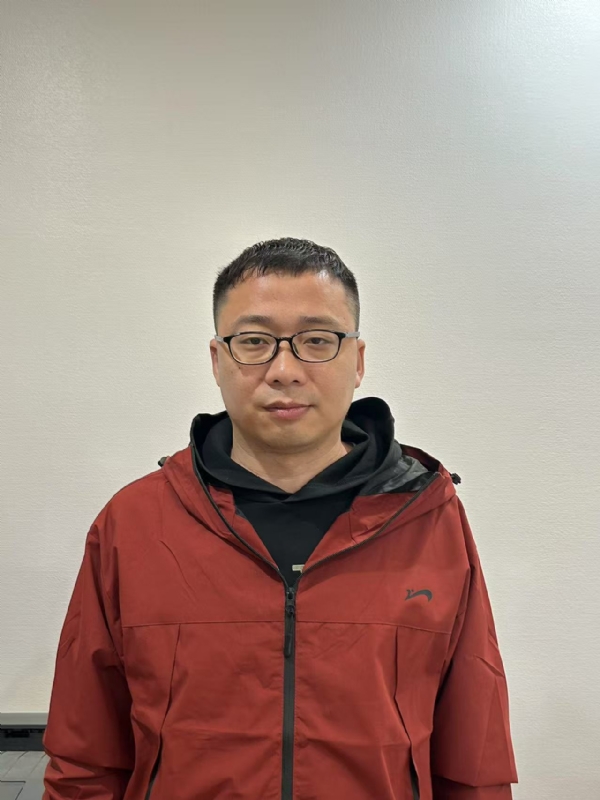 小石头的第一张照片--大连相亲服务中心