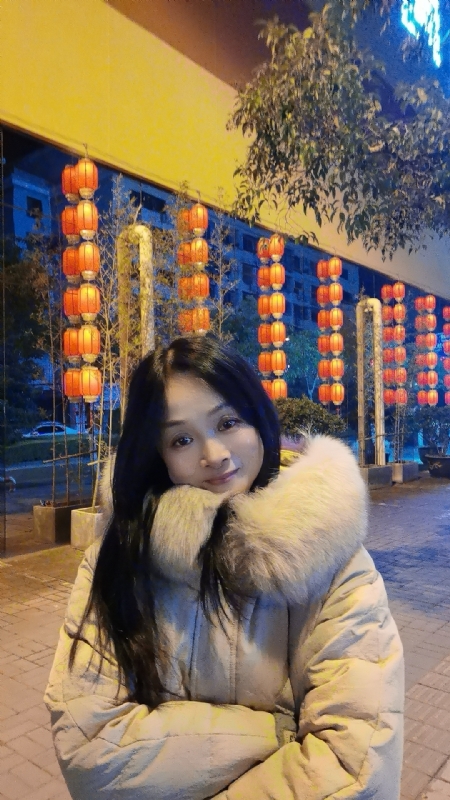 伊伊的第二张照片--大连相亲服务中心