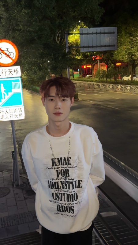 与宇的第二张照片--大连相亲服务中心