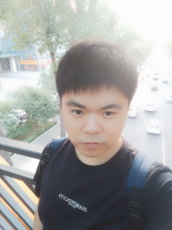 自出心裁的第一张照片--大连相亲服务中心