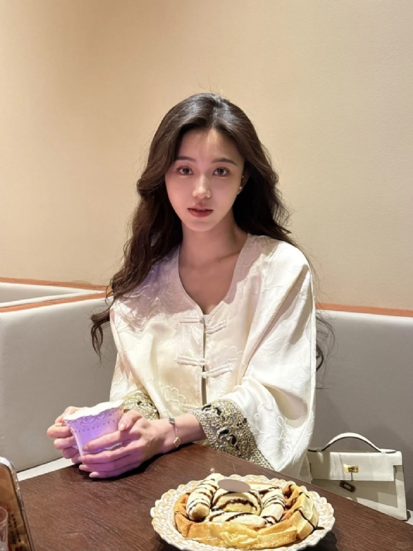 Anna的第二张照片--大连相亲服务中心