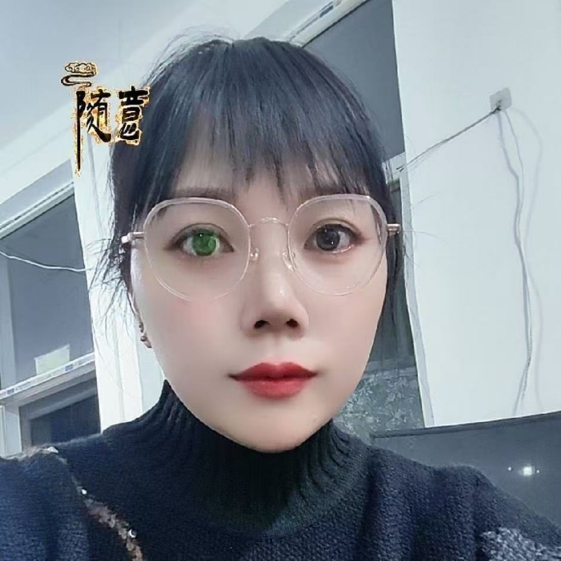 贺茂芳的第一张照片--大连相亲服务中心