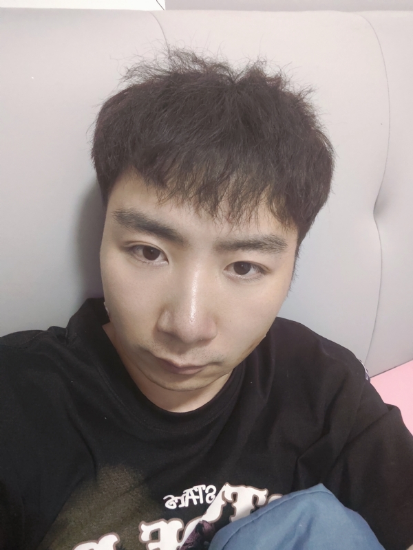 唯一的第一张照片--大连相亲服务中心