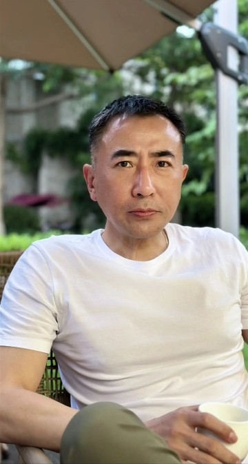 厚德载福的第一张照片--大连相亲服务中心