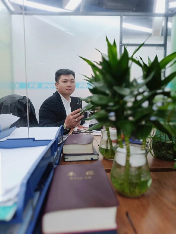 杨某人的第一张照片--大连相亲服务中心