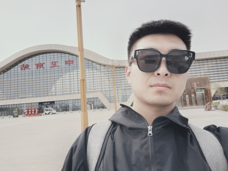 起因的第一张照片--大连相亲服务中心