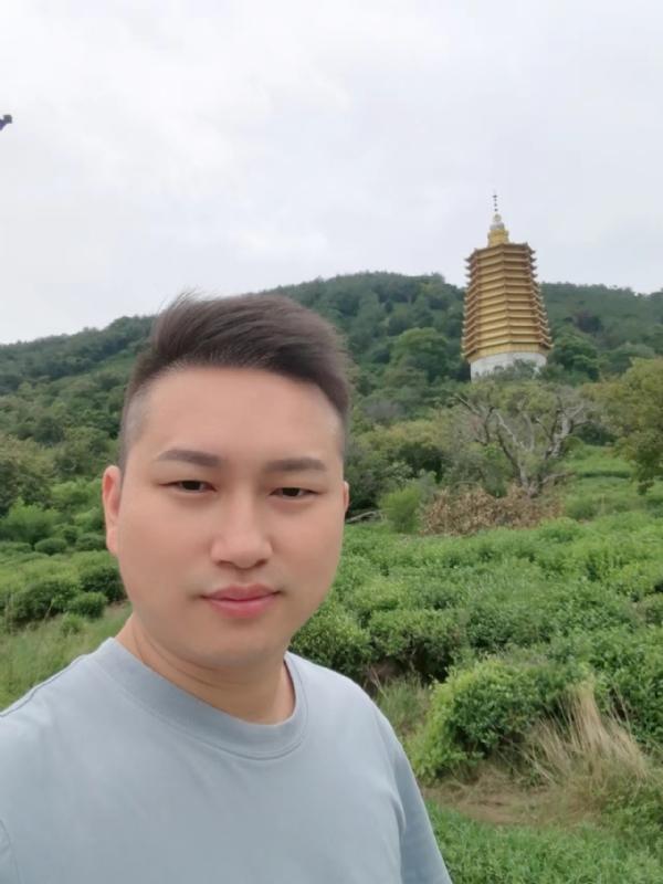 陈文海的第一张照片--大连相亲服务中心