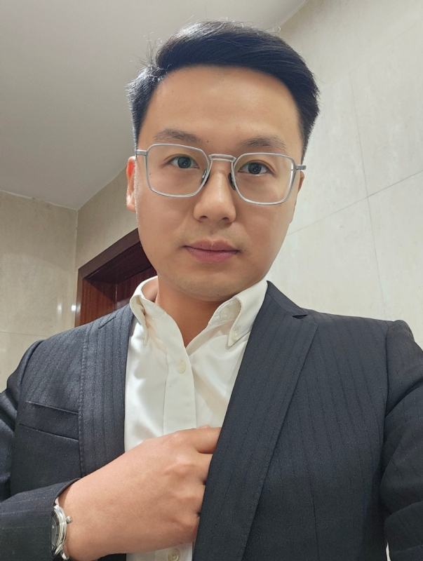 遥望的第一张照片--大连相亲服务中心