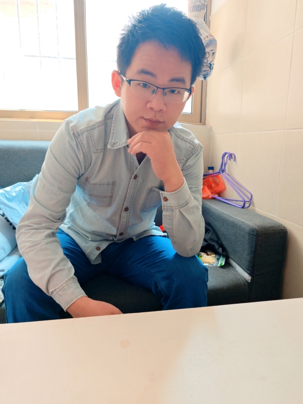 红尘一粟的第一张照片--大连相亲服务中心