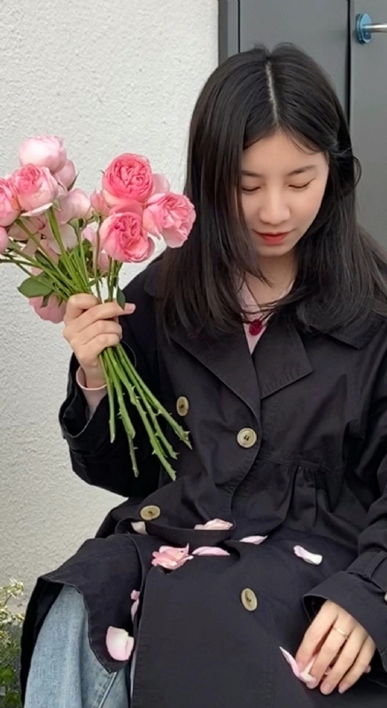 盐盐很甜的第二张照片--大连相亲服务中心