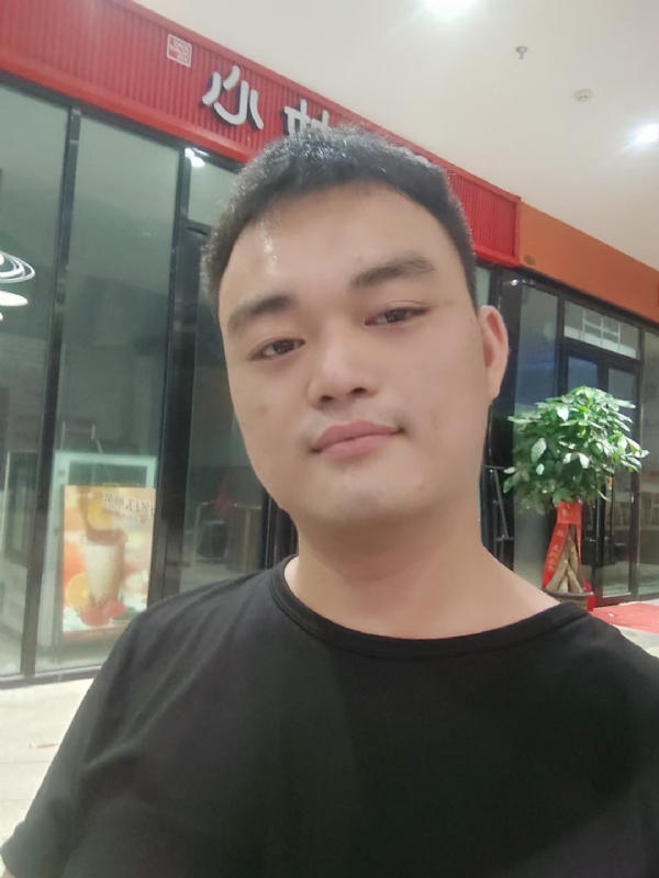 寻找另一半的第一张照片--大连相亲服务中心